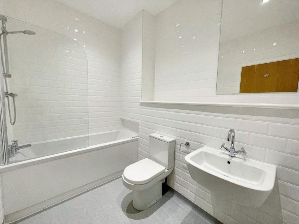 MICJH_oEQTzcBqSUWxem_OS85aM.jpeg